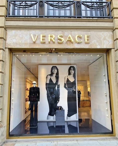 versace cerca personale|versace shop.